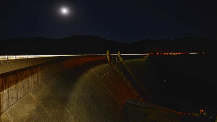 Harvest Moon over Shasta Dam by Skip Murphy. Click to slightly enlarge